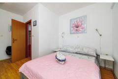 Apartmani Bionda Soba 5 – Soba s kup foto 3