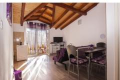 Apartman L Apartman 3 – ljubičasti foto 1