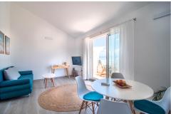 Sunny Apartmani Solta Apartman 1 – white foto 1