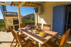 Villa Romansa- 22 km from Split Apartman 1 – VILLA foto 2
