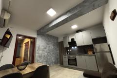 Apartmani Elvis Apartman 2 – Smeđi foto 1