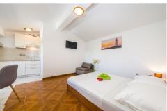 Tri srca Apartman 3 – A2+1 foto 1