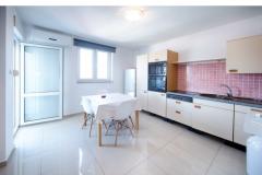 Apartmani Analora Apartman 2 – Lora foto 5