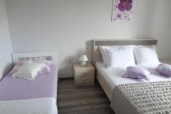 Apartmani Bruna Apartman 3 – LILA foto 3