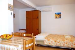 Apartmani Milan Rogulj Apartman 4 – studio foto 3