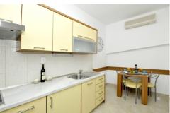 Apartmani Penić Apartman 1 – Yellow foto 1