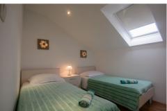 Apartmani SUNNY Apartman 4 – LORENA foto 4