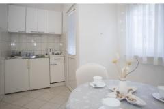 VILLA MILENKA - Apartmani Gorana Apartman 4 – A2+1 foto 4