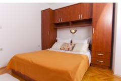 Apartmani Helga Apartman 4: (2+1) – naranča foto 1