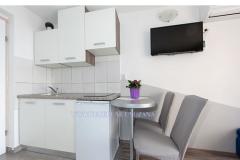Apartmani Suzana i Zlatan Apartman 2 – A2+1sivi foto 3