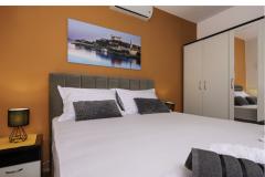 Apartmani Love Tučepi Apartman 3 – NARANČASTI foto 1