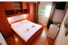 Apartmani Love Tučepi Soba 1 – SOBA JEDAN foto 1