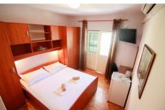 Apartmani Love Tučepi Soba 1 – SOBA JEDAN foto 3