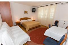 Apartmani Mihaljević Apartman 1 – 1: A2+1 foto 4
