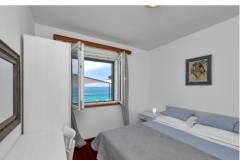 Beachfront Apartman NIVES Apartman 1: (2+2) – Nives foto 5