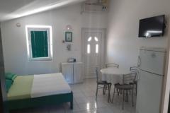 Apartmani Fegeš Apartman 1 – ZELENI foto 3