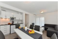Crowonder Luxury Vir Apartman 4 – A3 foto 2