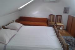 Apartmani Bilić Apartman 3 – potkrovlje foto 4