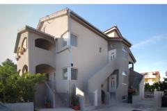 Apartmani Banović Vodice  Apartman 1 – 1Ap. 2+3 foto 5