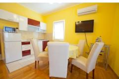 Apartmani Iris Apartman 3 – žuti foto 2