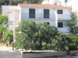 Apartmani Andrea Drvenik