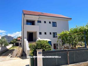 Apartmani Pekić