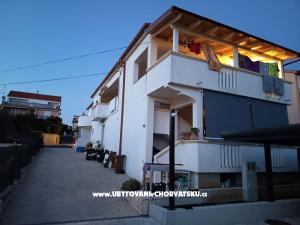 Apartmani Tonči