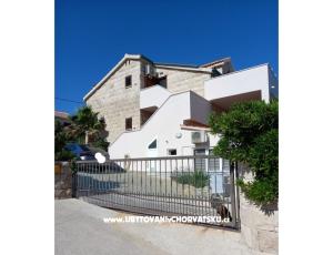 Apartmani Mariva 