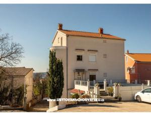 Apartmani Grof Selce