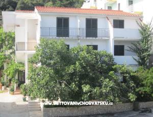 Apartmani Andrea Drvenik