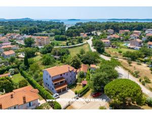 Apartmani Petra