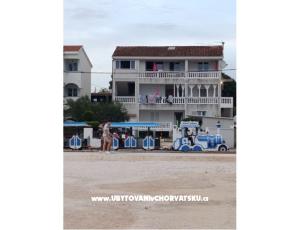 Apartmani Boro