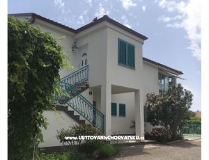 Apartaments Ela Krk