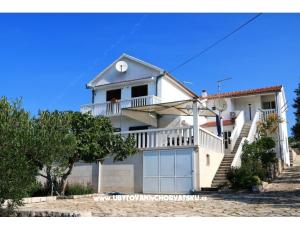 Apartmani Alma