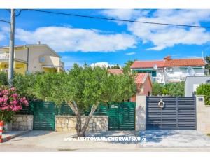 Apartmani Zoja