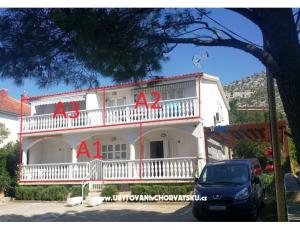 Apartmani Bosi i Goli
