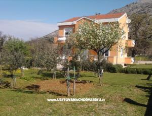 Apartmani Mirjana***