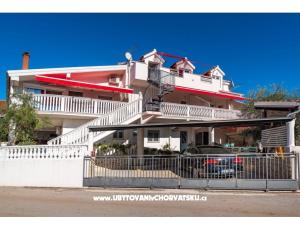 Apartmani Bistra