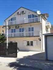 Apartmani Lana Pirovac