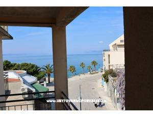 Beachfront Apartman Marin