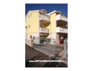 Apartmani Vinko Banovac 
