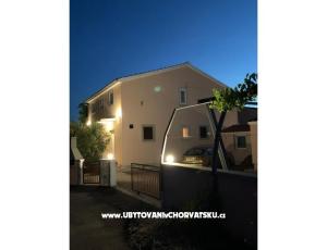 Apartmani Toni