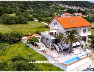 Apartmani Anny sa bazenom
