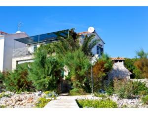 Apartmani Holiday