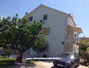 Apartmani Marina