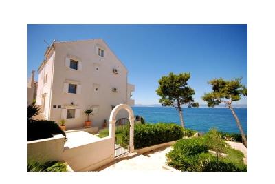 Sutivan Best Apartmani