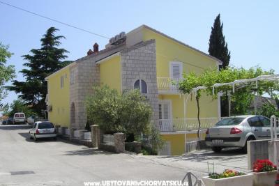 Apartmani VUKOVIĆ Makarska ***