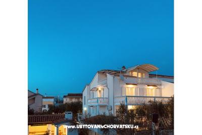 Apartmani Andrijana Pirovac