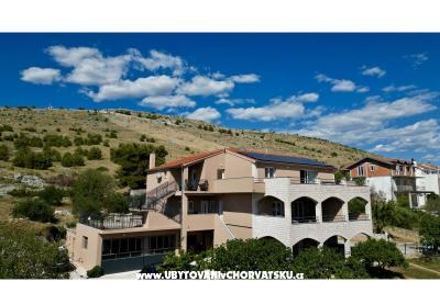 Apartmani  TOJO