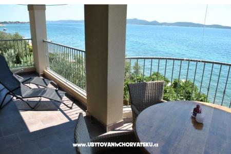 Bibinje Apartmani Cinthija foto 3